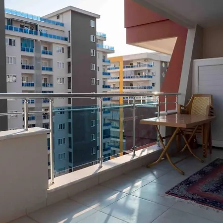 Kurt Safir Euro Apartamento